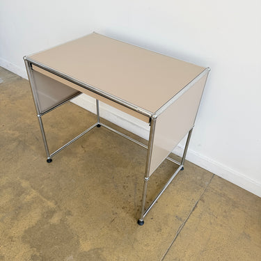 USM Haller Compact Desk with Pullout Tray - Beige