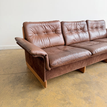 Danish Modern Georg Thams Leather Sofa for A/S Vejen Polstermøbelfabrik