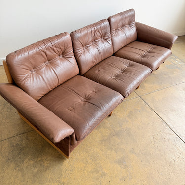 Danish Modern Georg Thams Leather Sofa for A/S Vejen Polstermøbelfabrik