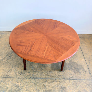 Danish Modern Round Coffee Teak Table by H. W. Klein for Bramin Møbler