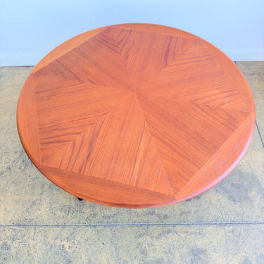 Danish Modern Round Coffee Teak Table by H. W. Klein for Bramin Møbler