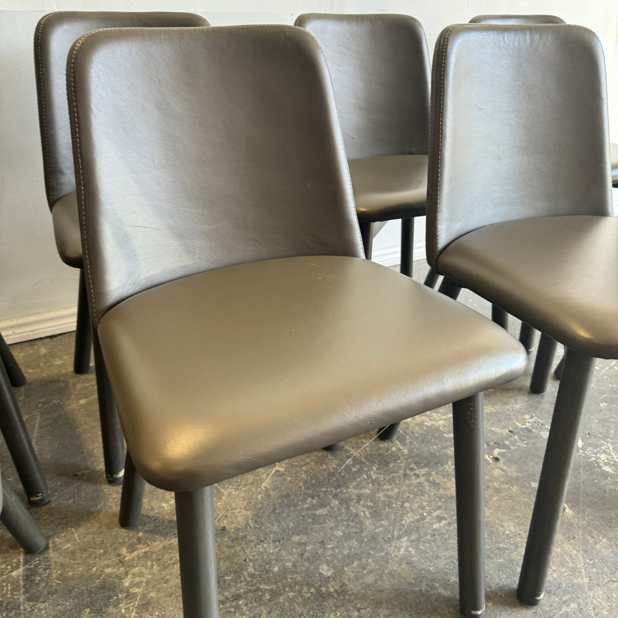 Blu Dot Leather set of 8 Chip dining chairs