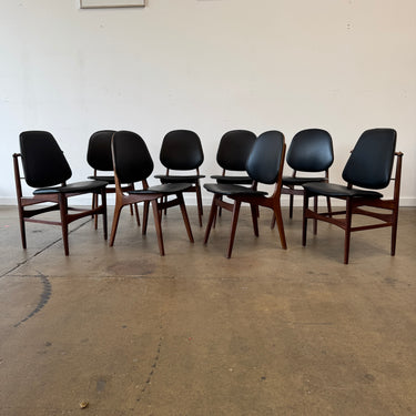 Danish Modern Arne Hovmand-Olsen Model 75 Dining Chairs – Set of 8