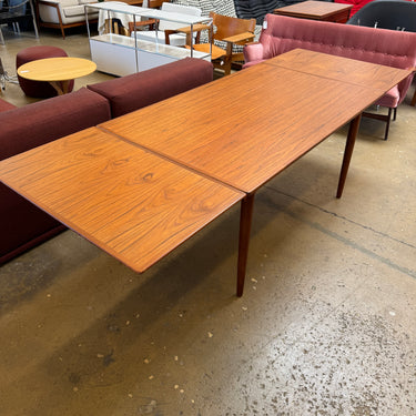 Danish Modern Teak Expandable Dining Table (Refinished)