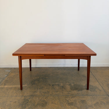 Danish Modern Teakwood Expandable Dining Table