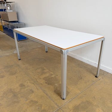 Arne Jacobsen – “Djob” Table/Desk  for Montana