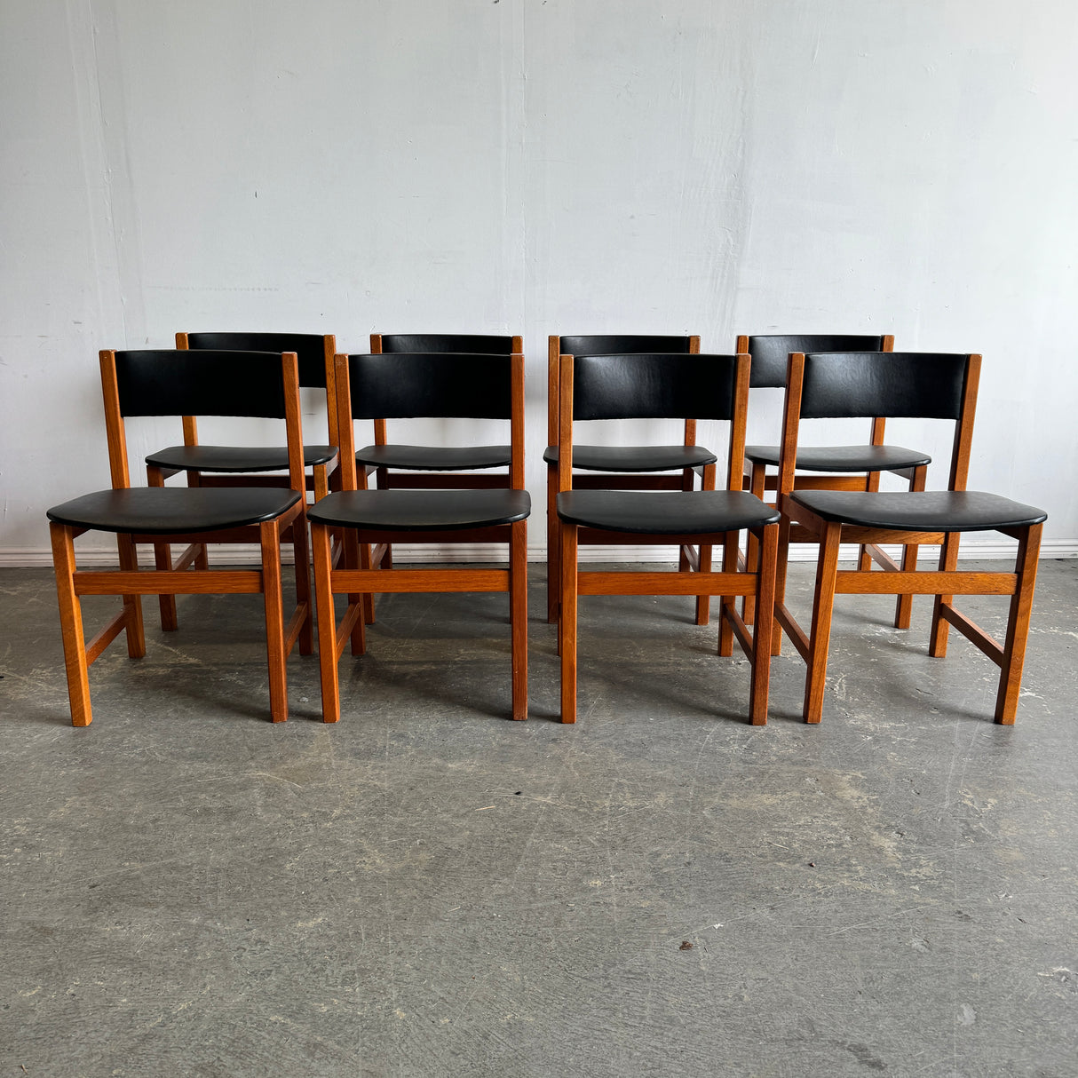 Danish Set of 8 Benny Linden teak dining chairs