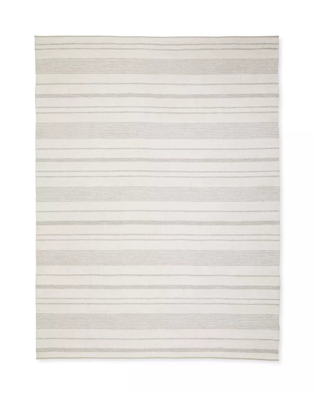 Serena and Lily 8X10 St. Martin Perennials Indoor/ Outdoor Rug