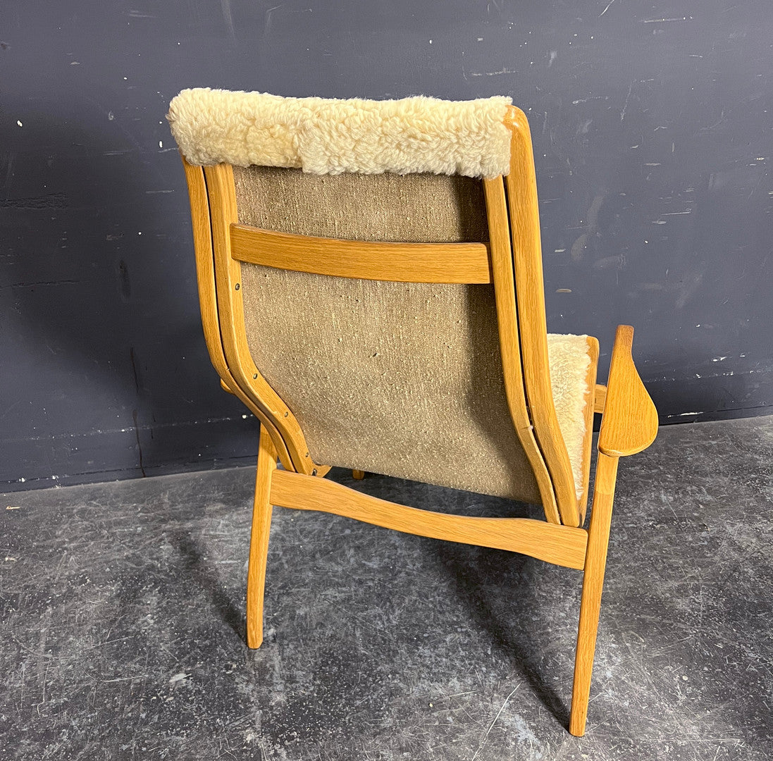 Vintage Lamino Sheepskin Lounge Chair by Yngve Ekström for Swedese (Beige)