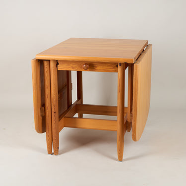 Eero Aarnio “Pirtti” Dining Set for Laukaan Puu