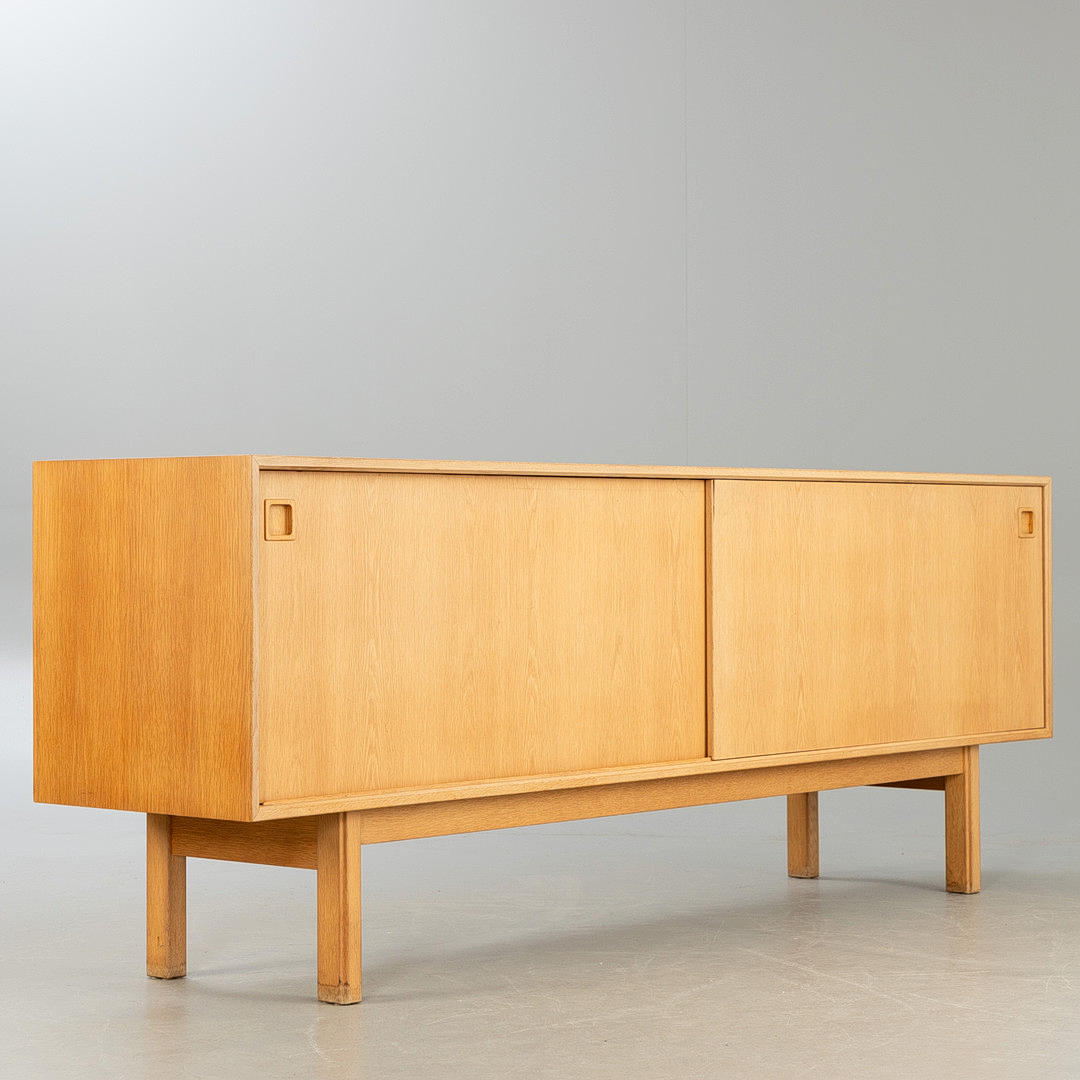 Danish Modern Gunni Oman "Model 21" Oak Sliding Sideboard