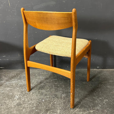 Danish Modern Erik Buck Set of 6 Teak Dining Chaira