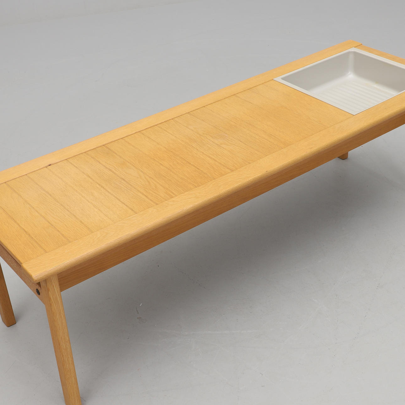 Danish Modern Ingvar Andersen Oak bench with Planter for Averskog