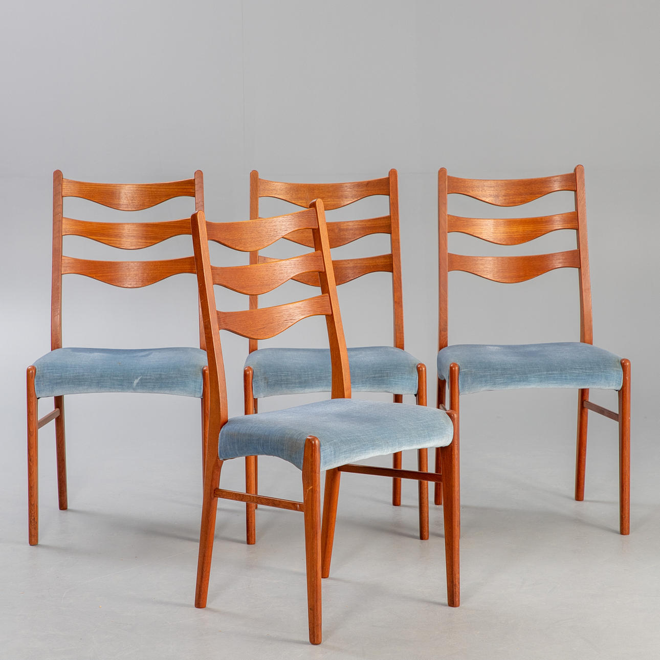 Danish Modern Arne Wahl set of 4 Teak chairs for Glyngøre