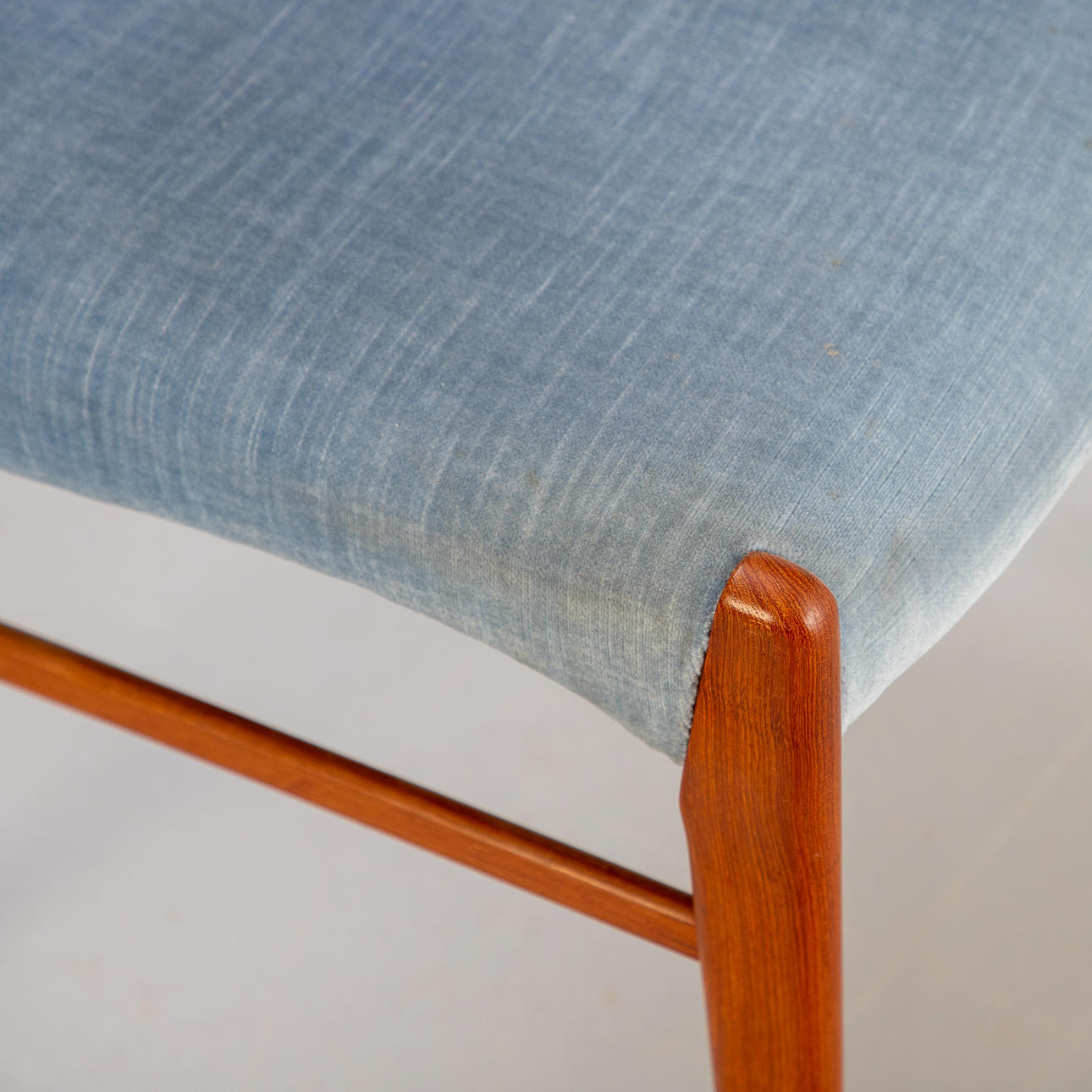 Danish Modern Arne Wahl set of 4 Teak chairs for Glyngøre