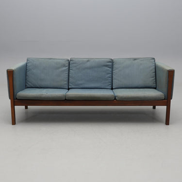 Rare! Hans Wegner Model CH163 Rosewood Sofa by Carl Hansen & Son (Free Upholstery)