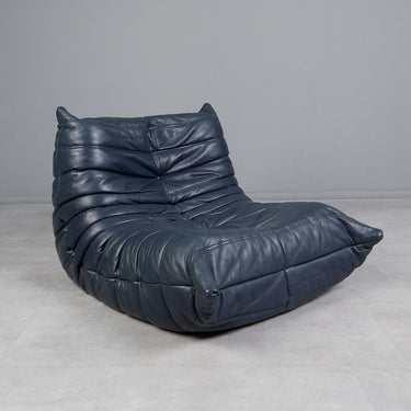 Authentic! Ligne Roset“Togo” Lounge Chair in Blue Calfskin Leather by Michel Ducaroy
