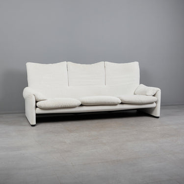 Cassina  Maralunga Three-Seater sofa by Vico Magistretti