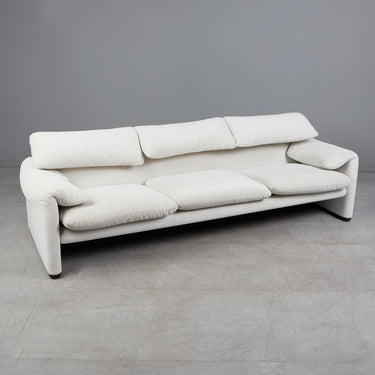 Cassina  Maralunga Three-Seater sofa by Vico Magistretti
