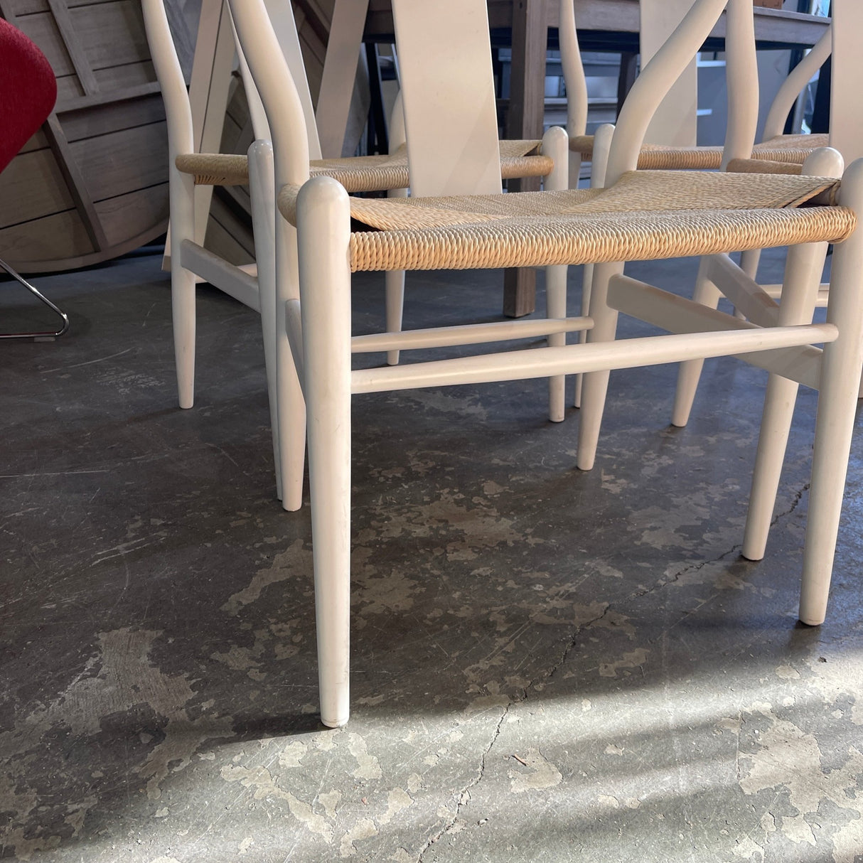4 white Wishbone chair - enliven mart