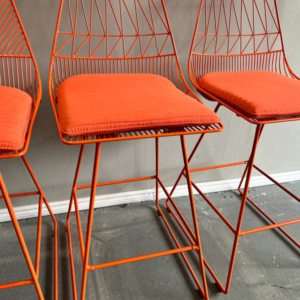 Bends Good Dining Chair
