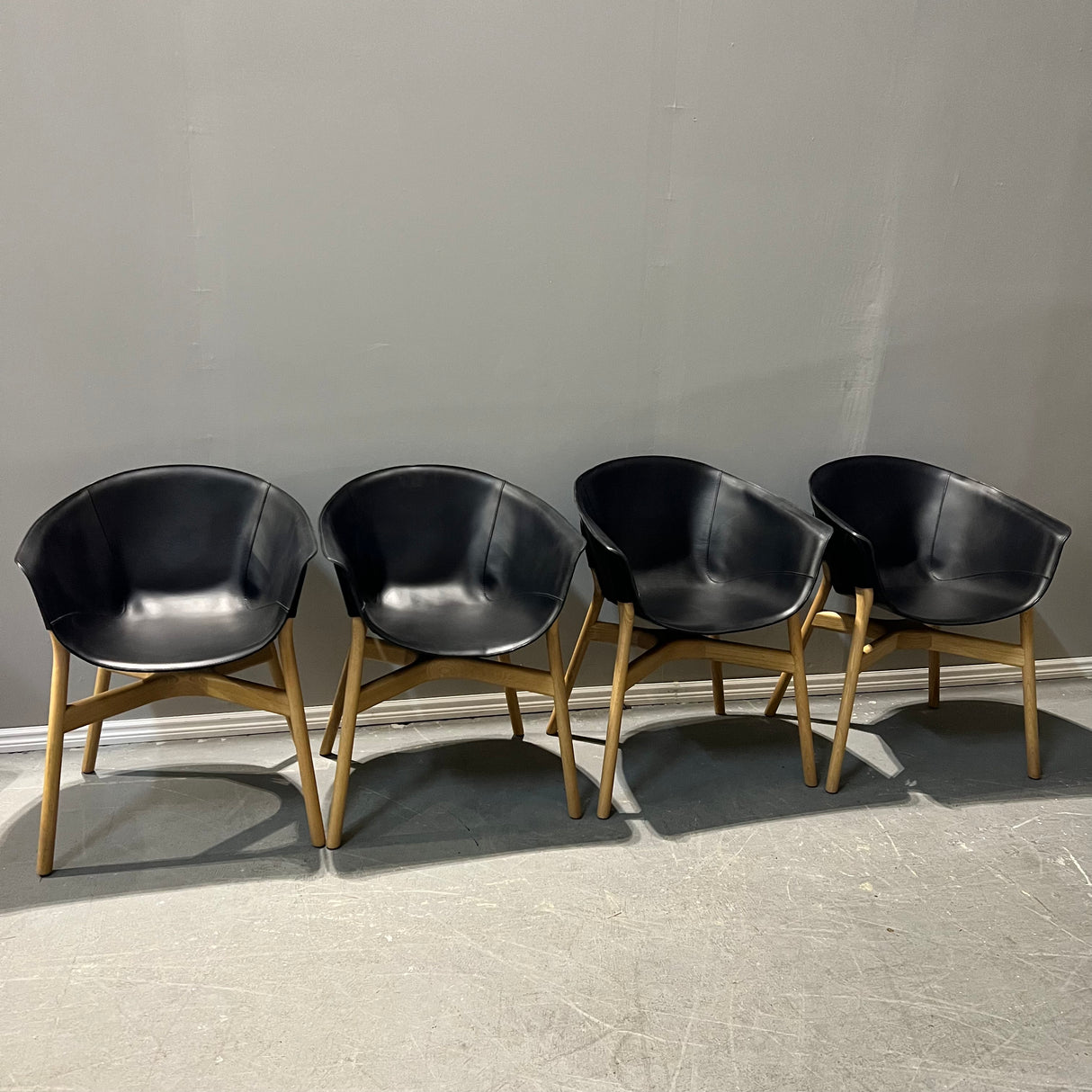 Hem Pocket Chair