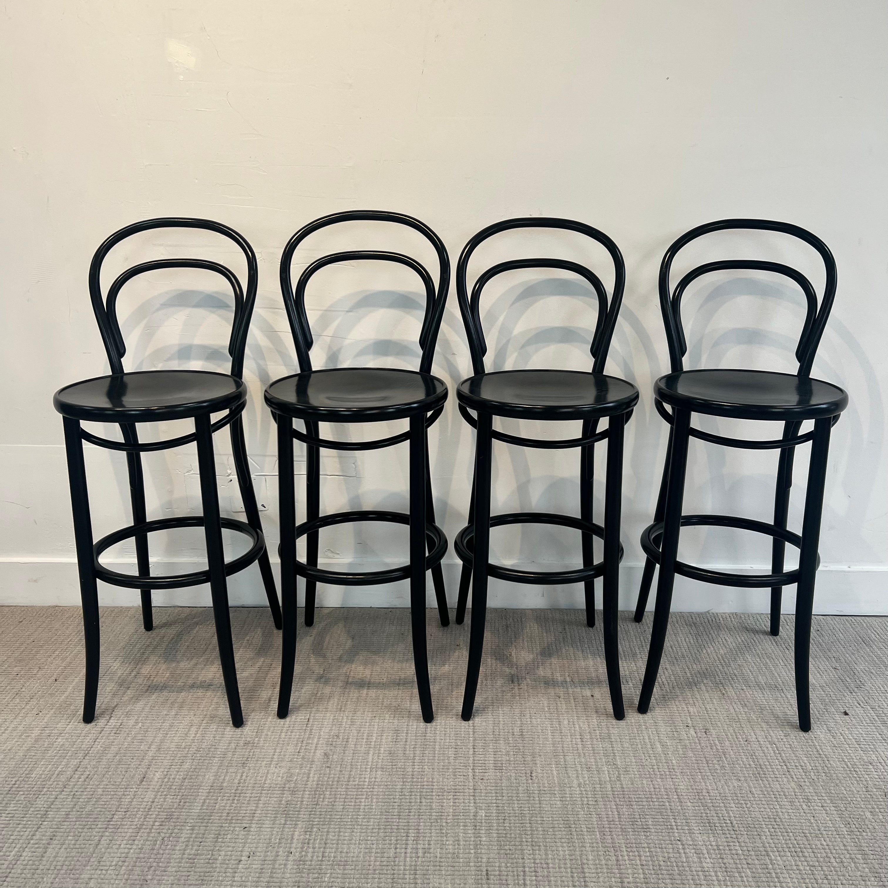 Ton online bar stools