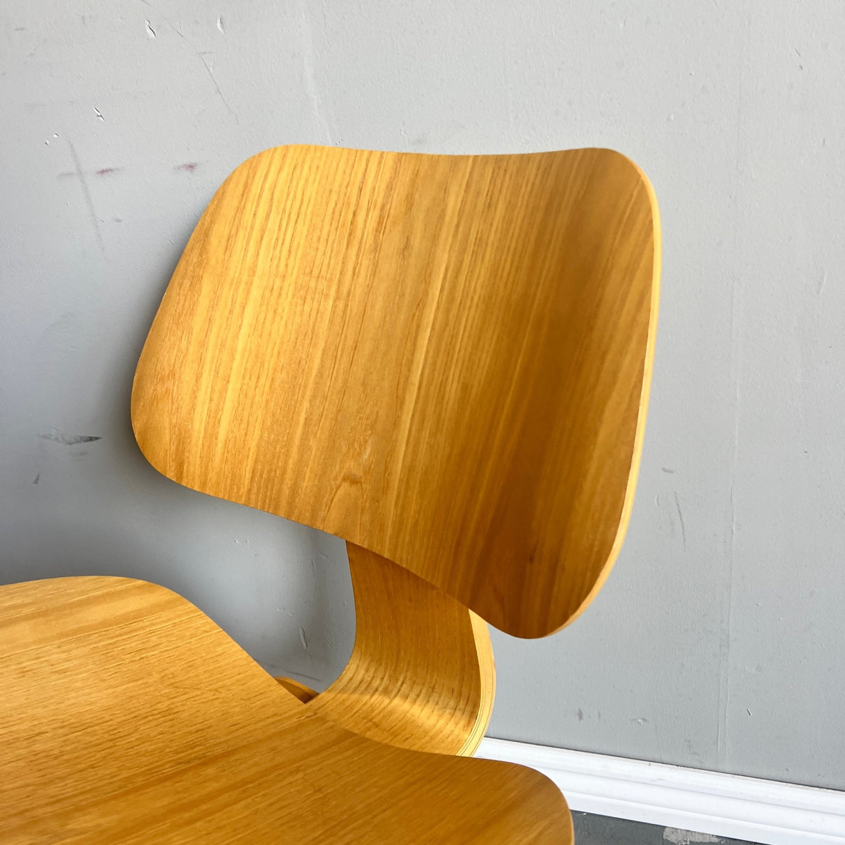 Authentic Herman Miller Eames Molded Plywood lounge chair - enliven mart