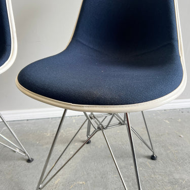 Authentic Herman Miller Eames Upholstered Molded Plastic Side Chair (Retail $1600+) - enliven mart