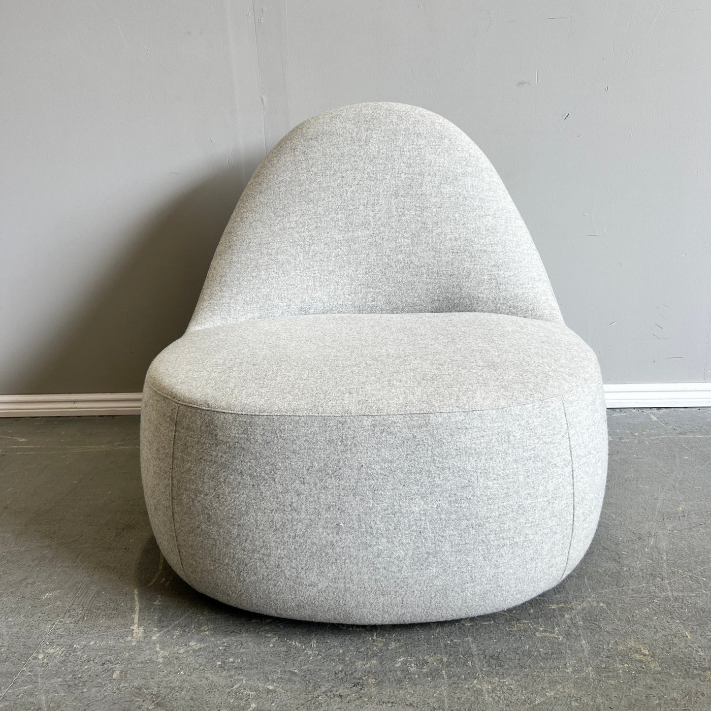 Bernhardt Design mitt lounge chair Grey with leather handle · enliven mart