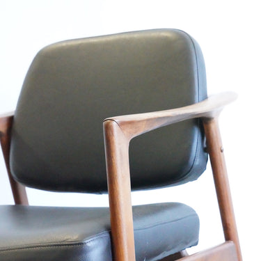 Danish Mid Century Modern Lounge chair by Dux - enliven mart