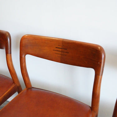 Danish set of 4 dining chairs in teak by Johannes Andersen for Uldum 1960s - enliven mart