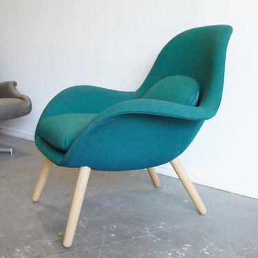 Fredericia Furniture Swoon Lounge Chair by Space Copenhagen - enliven mart