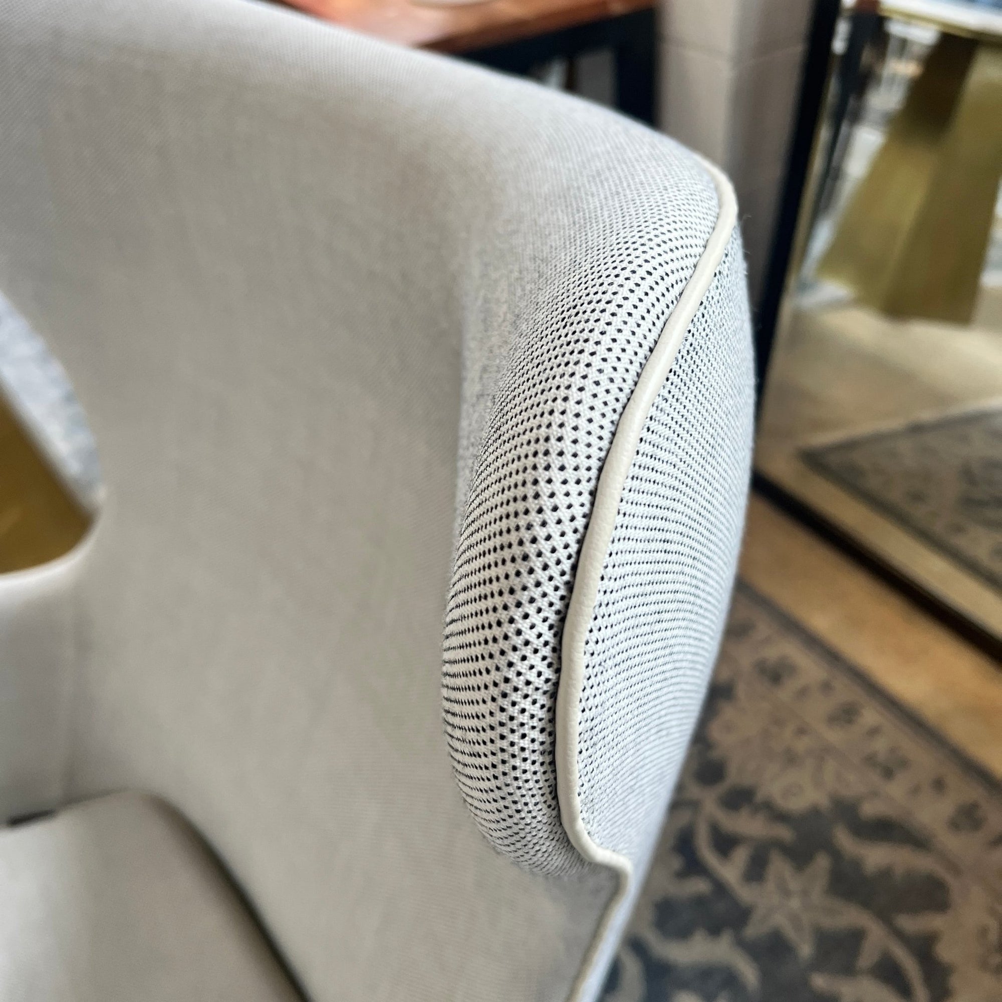 Fritz Hansen Authentic Arne Jacobsen Egg chair by Design Within Reach - enliven mart