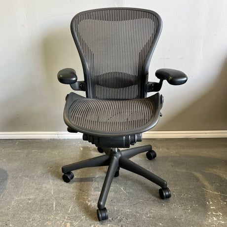 Herman Miller Aeron Size B office chair - enliven mart