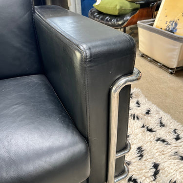 Le Corbusier style 2 seater sofa - enliven mart