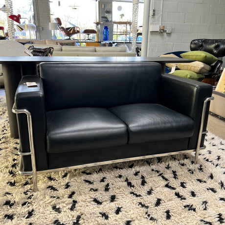 Le Corbusier style 2 seater sofa - enliven mart
