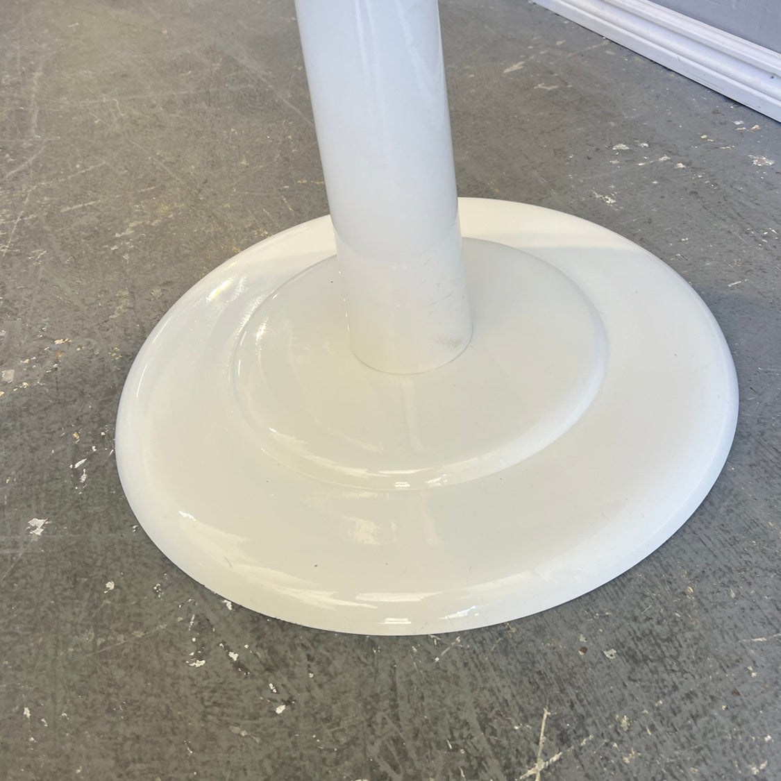 Serena and Lily Marble Wainscott round table enliven mart