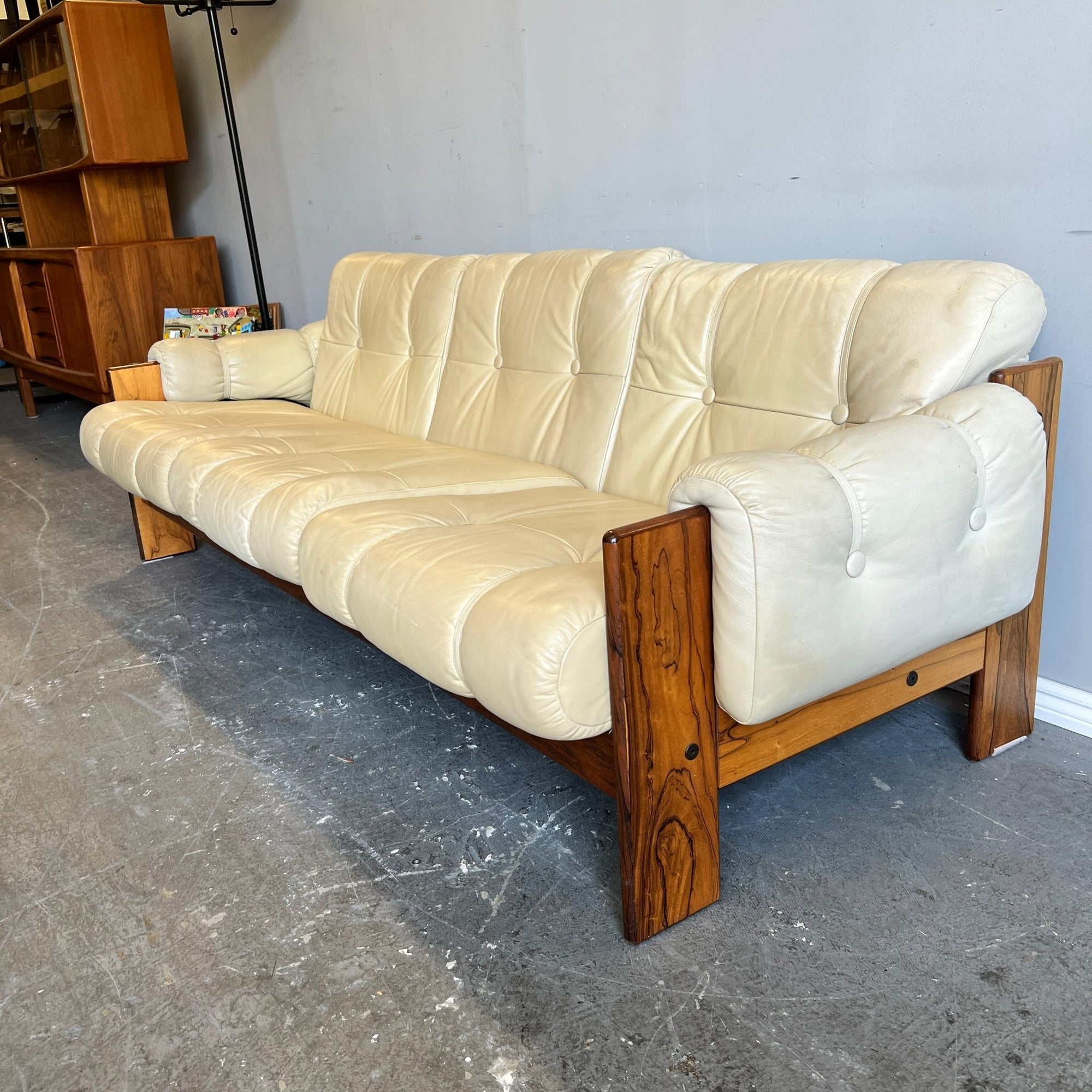 Vintage Tufted Leather Sofa and 2 lounge chairs by Kalustekiila - enliven mart
