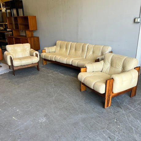 Vintage Tufted Leather Sofa and 2 lounge chairs by Kalustekiila - enliven mart